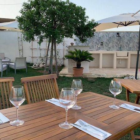 Masseria Capece Bed & Breakfast Uggiano La Chiesa Exterior photo