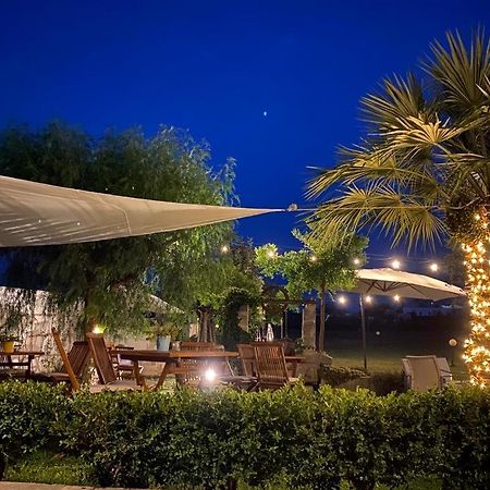 Masseria Capece Bed & Breakfast Uggiano La Chiesa Exterior photo
