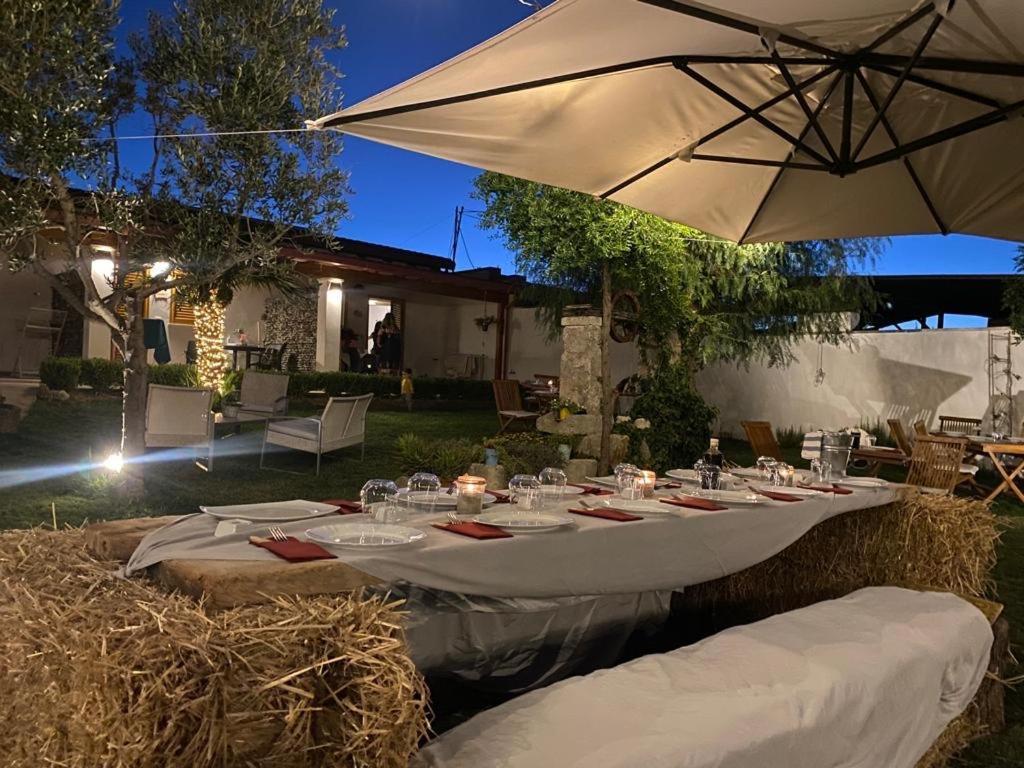 Masseria Capece Bed & Breakfast Uggiano La Chiesa Exterior photo